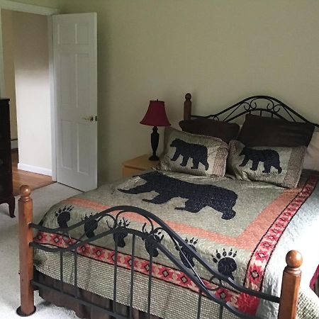 Mount Snow, Snowmobilers N Trailers Plenty Of Parking Villa Wilmington Exterior foto